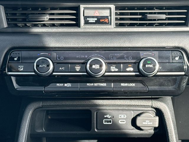 2025 Honda Pilot Touring - Photo 31