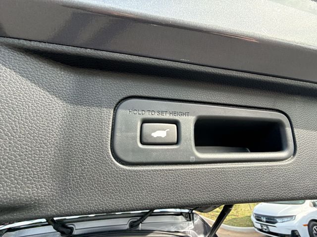 2025 Honda Pilot Touring - Photo 22