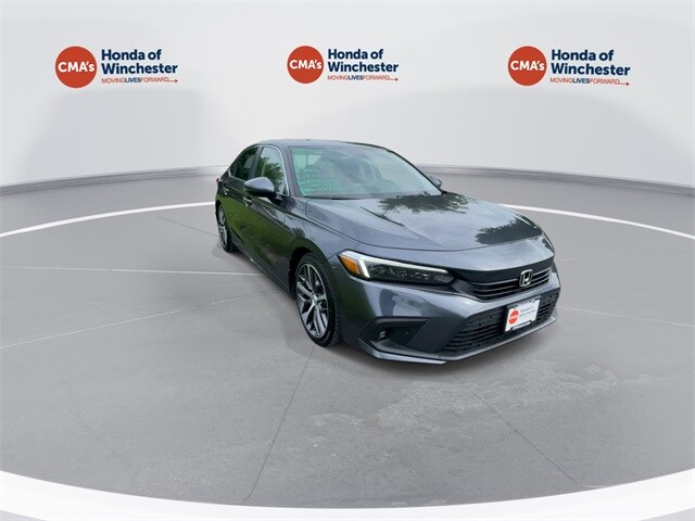 2022 Honda Civic Touring photo 2