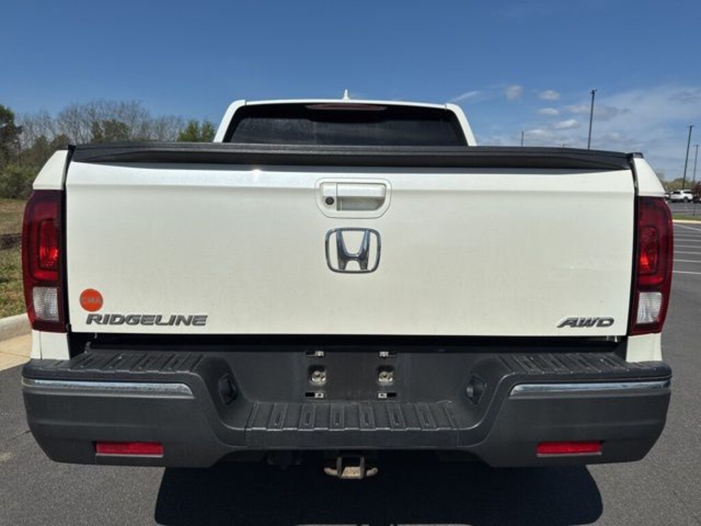 Used 2017 Honda Ridgeline RTL-T Truck