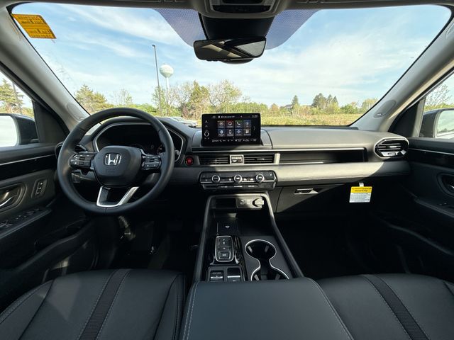 2025 Honda Pilot Touring - Photo 26