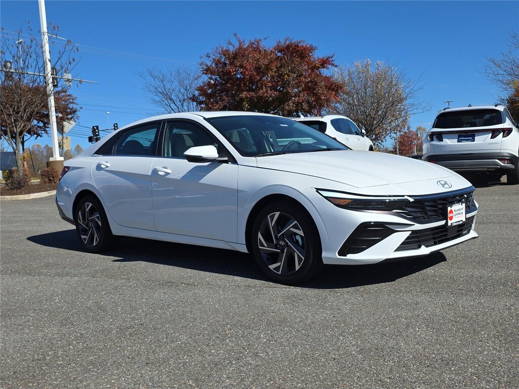 New 2026 Hyundai Elantra Limited Sedan