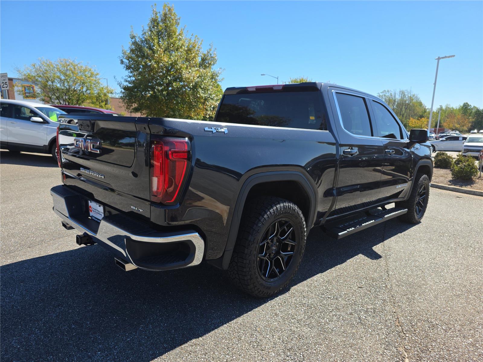 2025 Gmc Sierra 1500 SLT photo 4