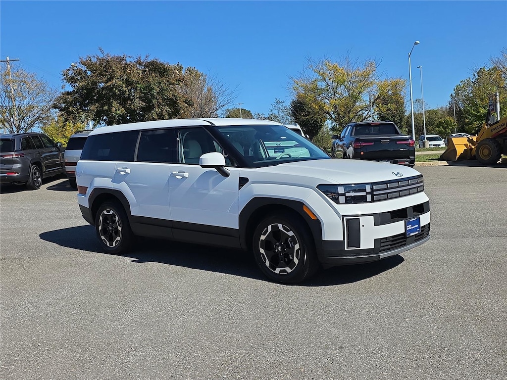 Used 2025 Hyundai Santa Fe SE SUV