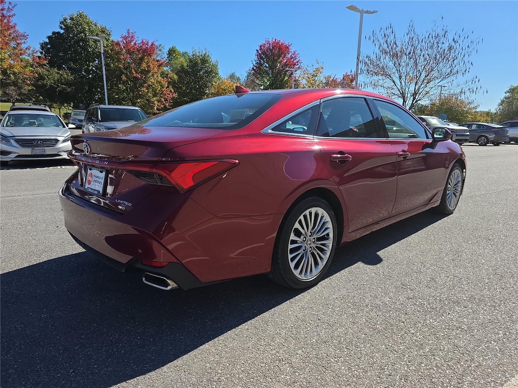 Used 2021 Toyota Avalon Limited Sedan