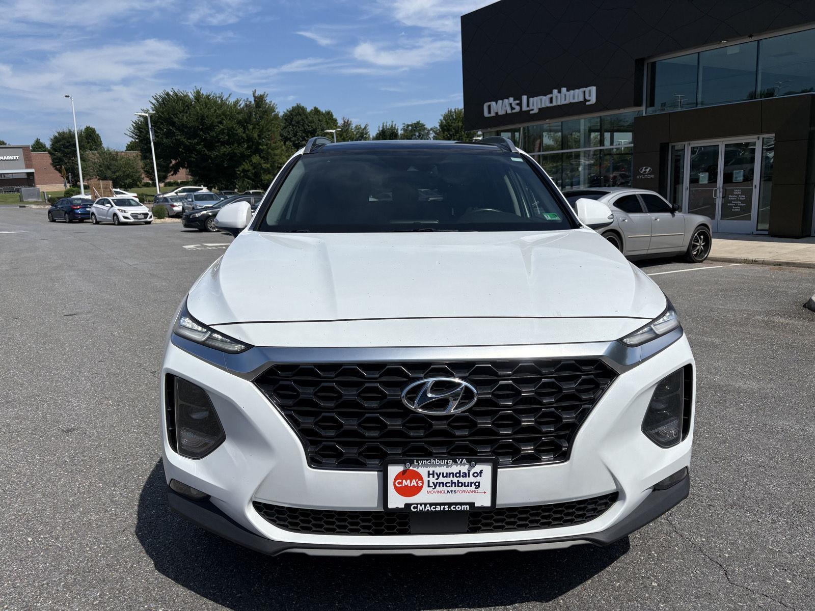 2020 Hyundai Santa Fe SEL photo 2