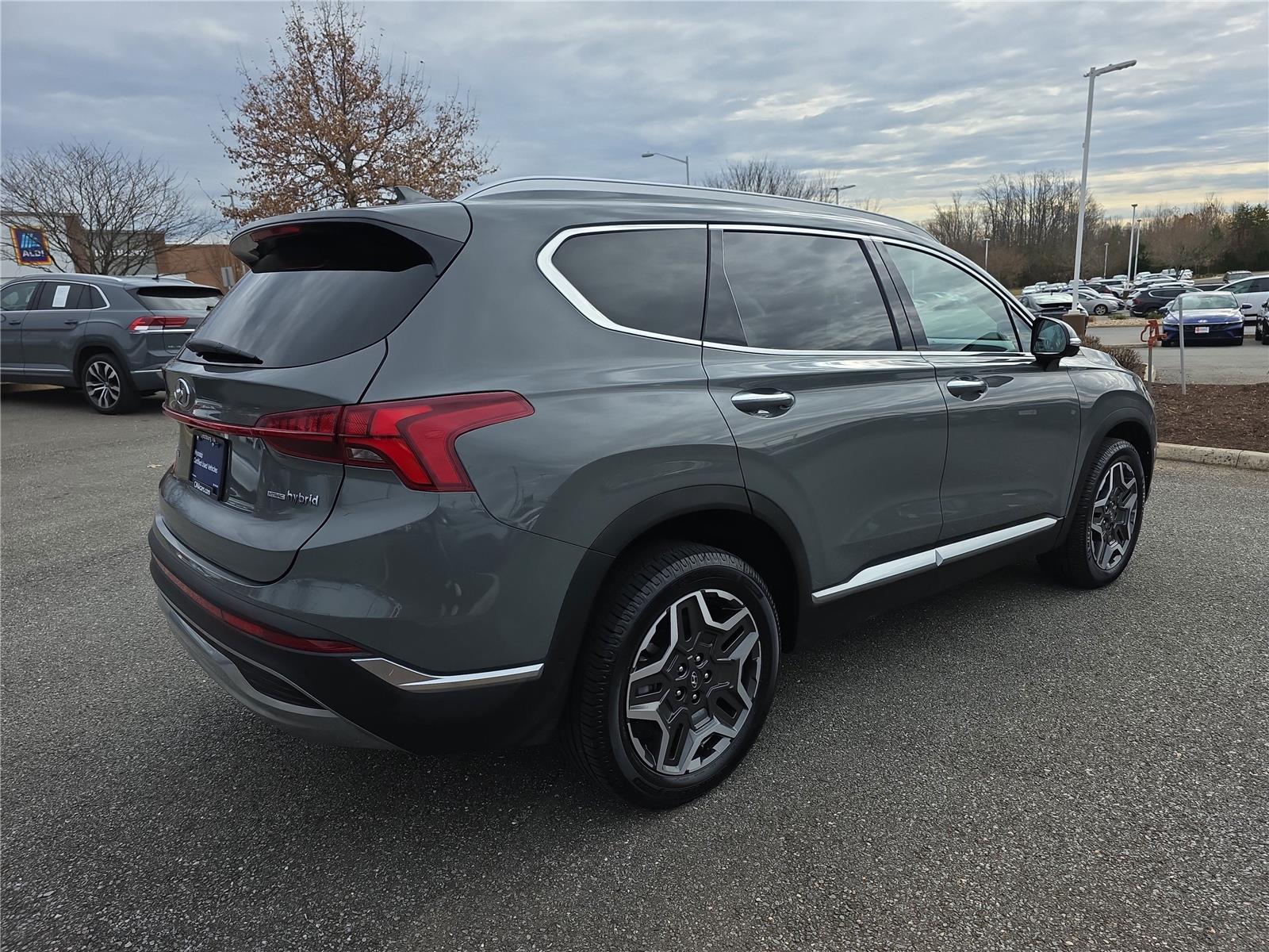 2023 Hyundai Santa Fe Limited photo 3