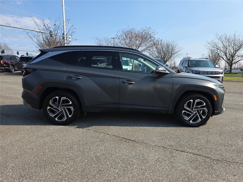 Certified 2025 Hyundai Tucson Limited SUV