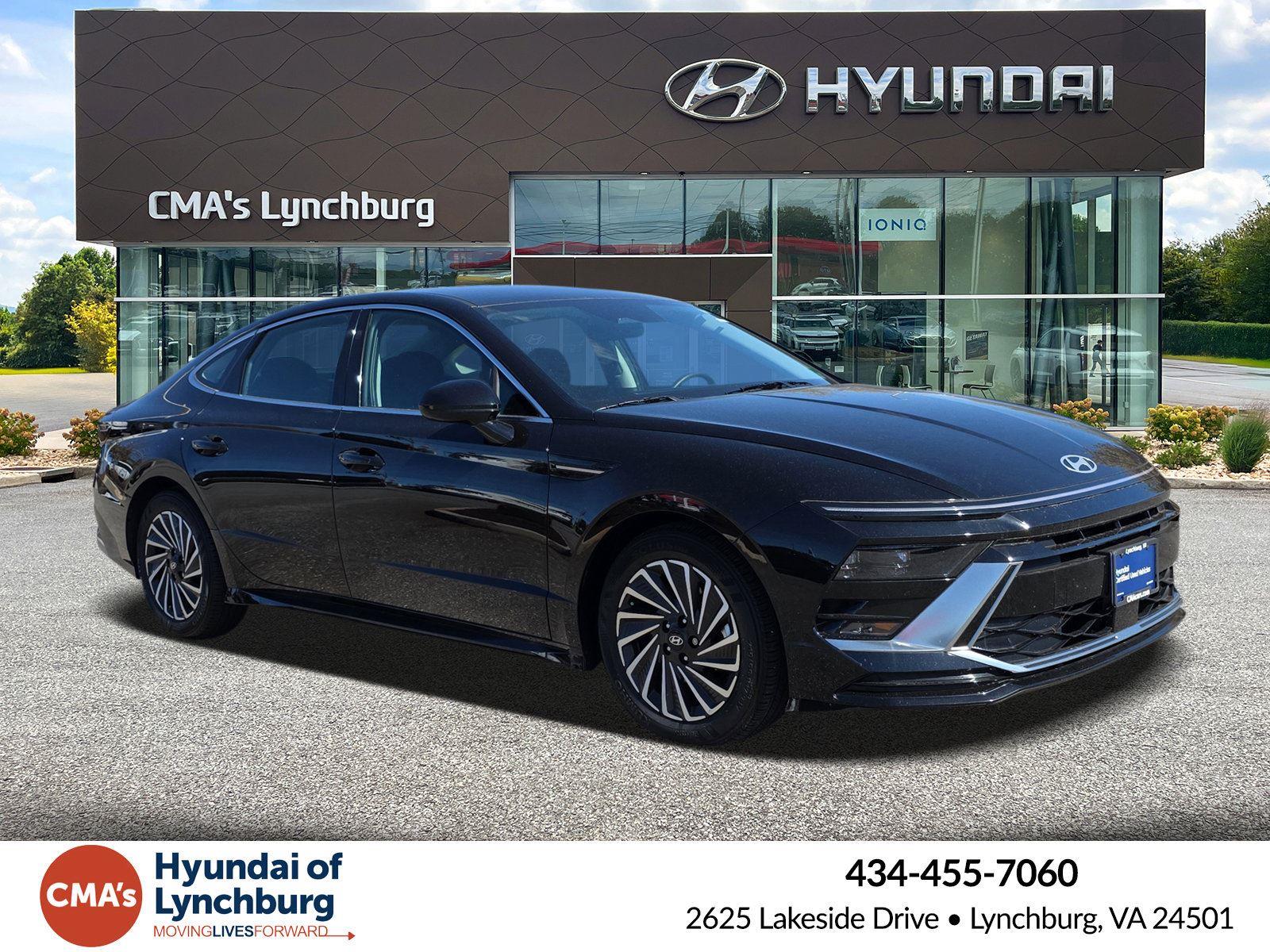 2025 Hyundai Sonata Hybrid Sedan 