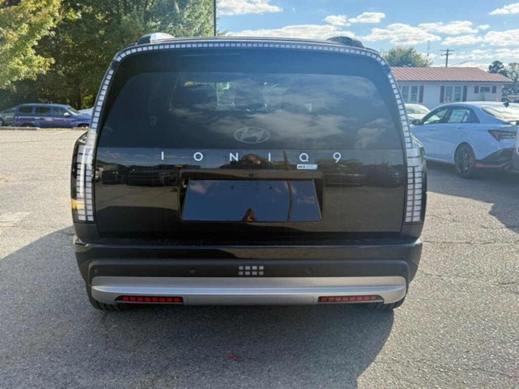 New 2026 Hyundai IONIQ 9 S SUV