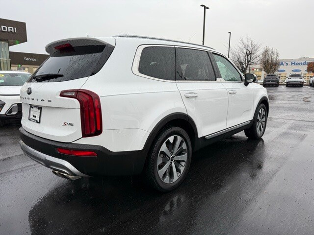 2020 Kia Telluride S photo 2