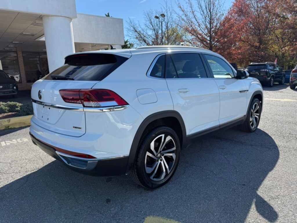Used 2022 Volkswagen Atlas Cross Sport 2.0T SEL SUV