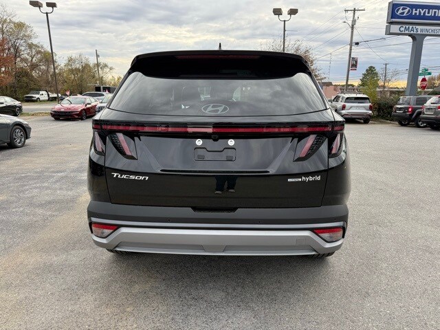 2026 Hyundai Tucson Hybrid Limited photo 4