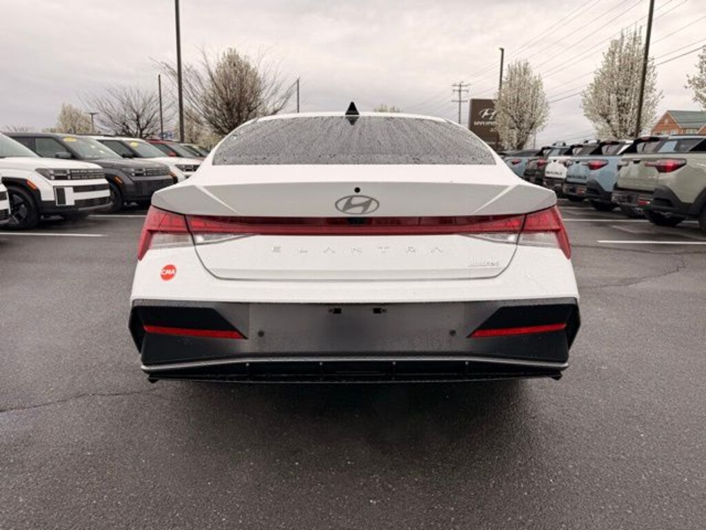Certified 2024 Hyundai Elantra Limited Sedan