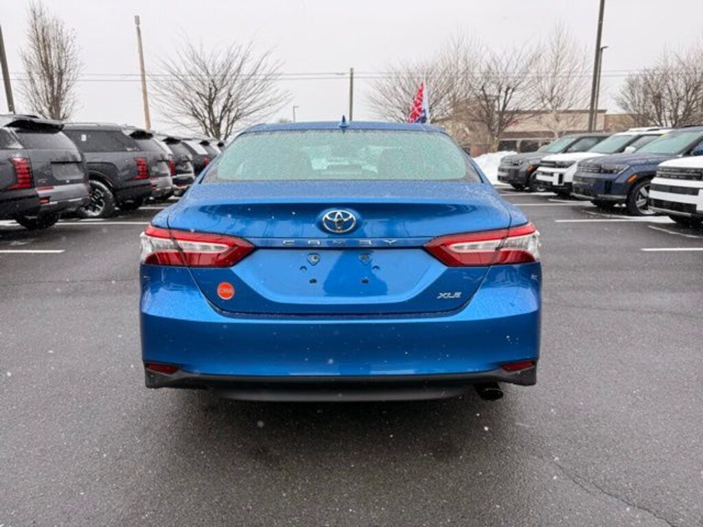Used 2020 Toyota Camry XLE Sedan