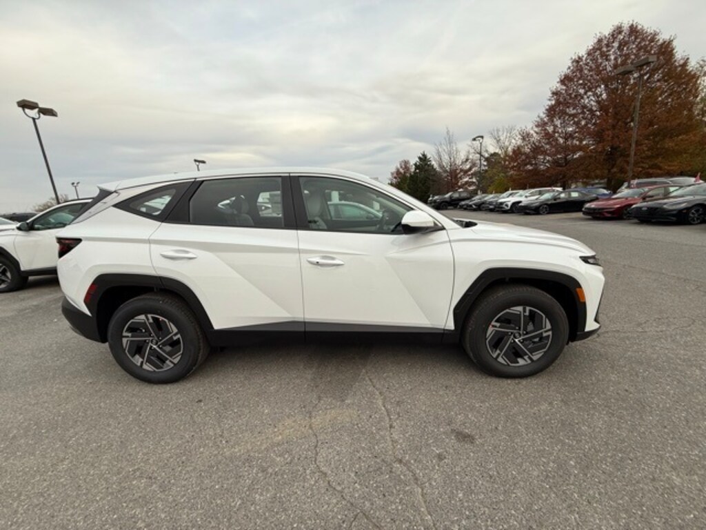 New 2026 Hyundai Tucson Hybrid Blue SUV