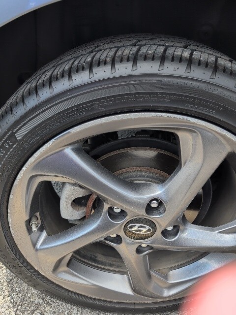2020 Hyundai Veloster 2.0L Premium photo 4
