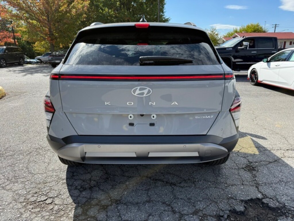 New 2026 Hyundai Kona Limited SUV