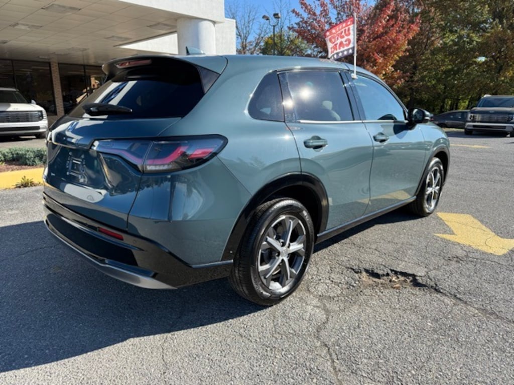 Used 2025 Honda HR-V EX-L SUV