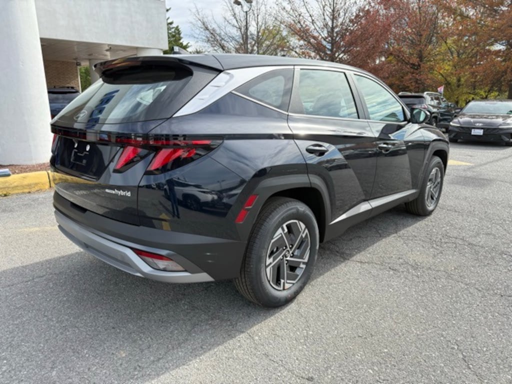 New 2026 Hyundai Tucson Hybrid Blue SUV