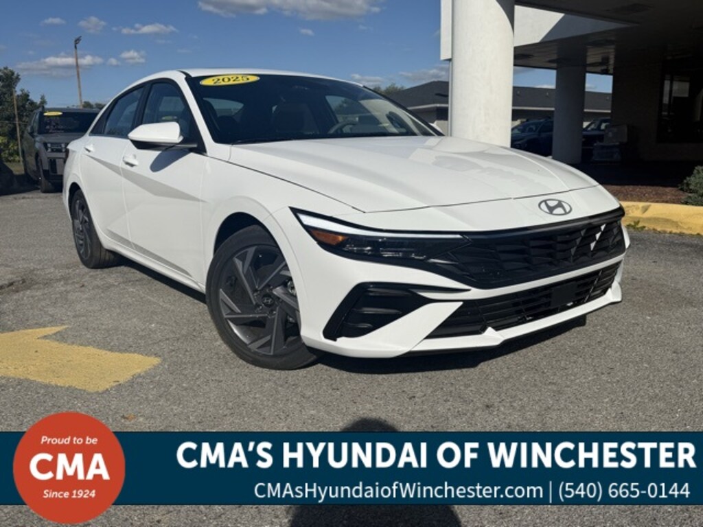 New 2025 Hyundai Elantra SEL Convenience Sedan