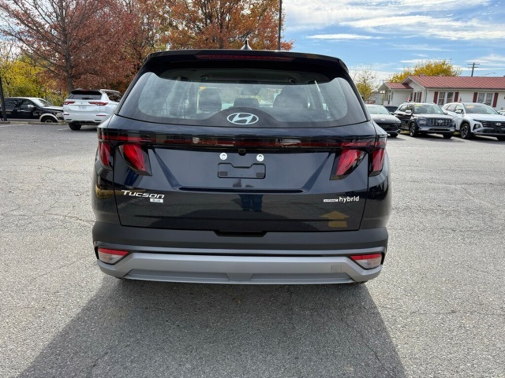 New 2026 Hyundai Tucson Hybrid Blue SUV