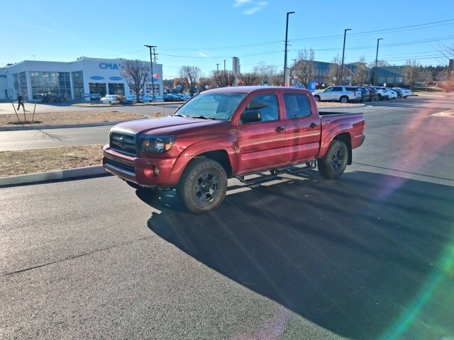 2006 Toyota Tacoma Base photo 2