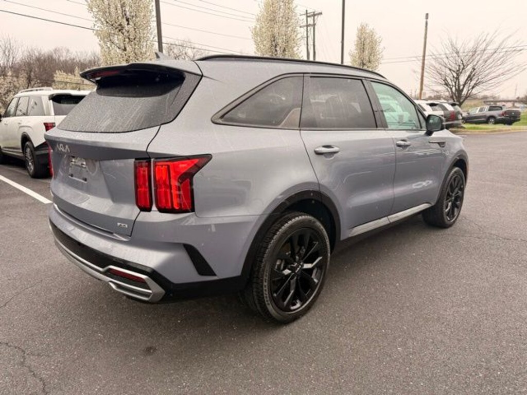 Used 2023 Kia Sorento SX SUV