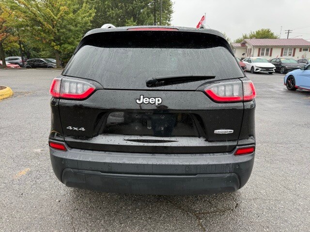 2021 Jeep Cherokee Latitude photo 3