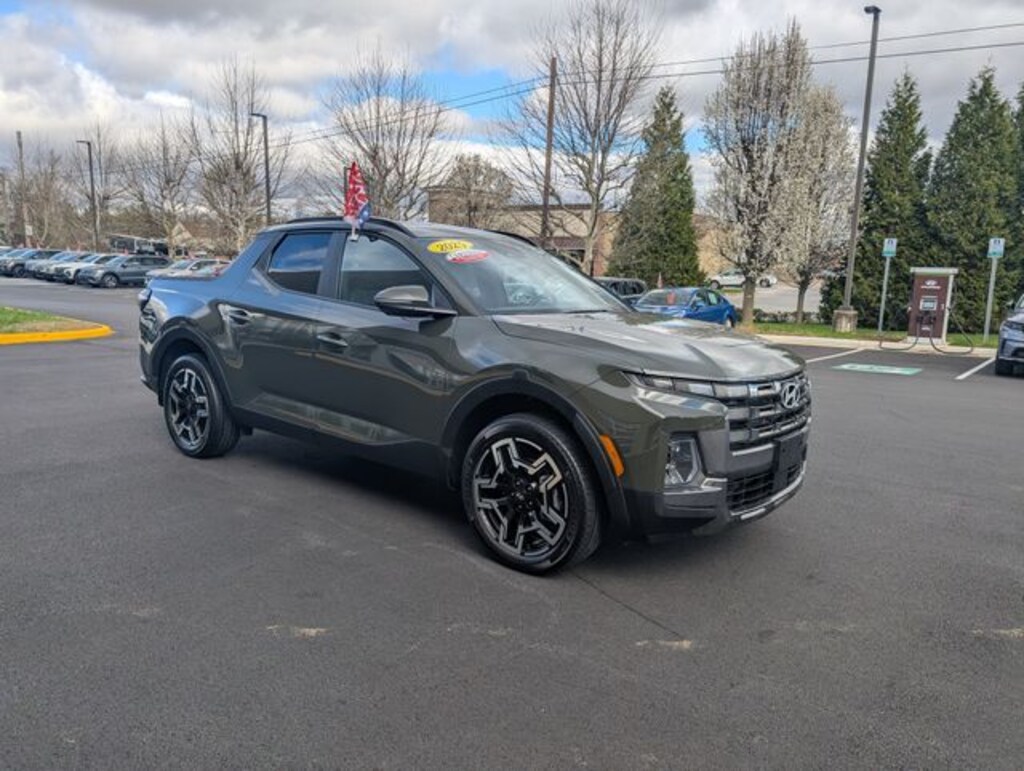 Certified 2025 Hyundai Santa Cruz Limited Truck