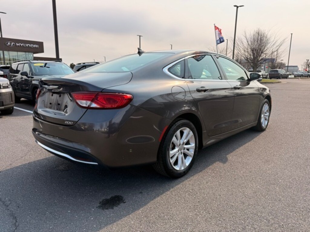 Used 2016 Chrysler 200 Limited Sedan