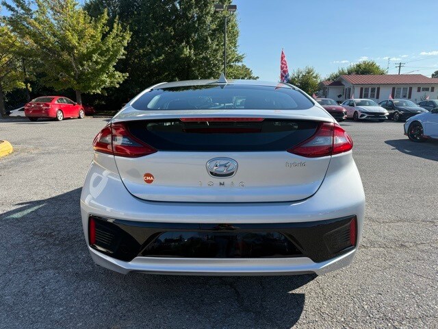 2018 Hyundai Ioniq SEL photo 3
