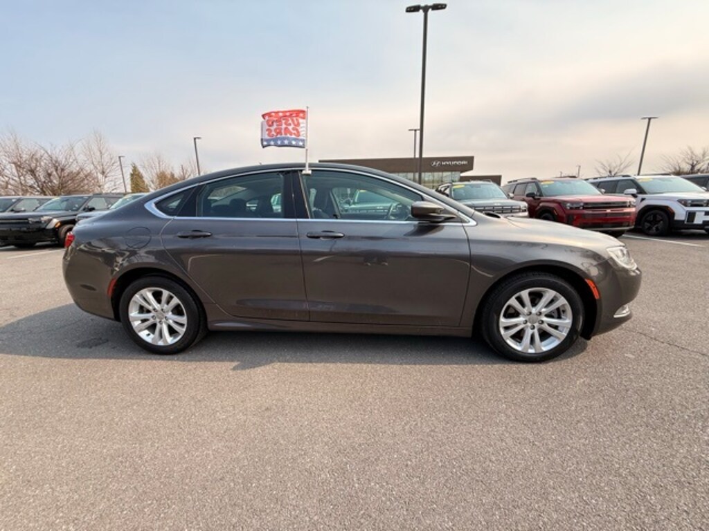 Used 2016 Chrysler 200 Limited Sedan