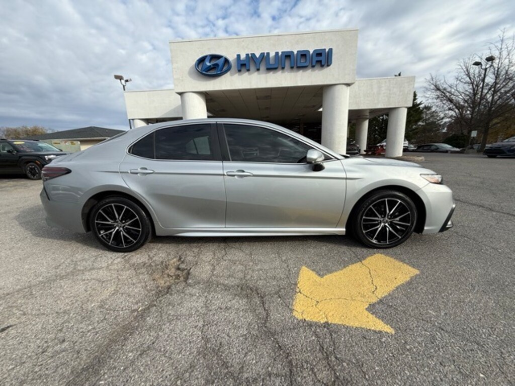 Used 2021 Toyota Camry Sedan