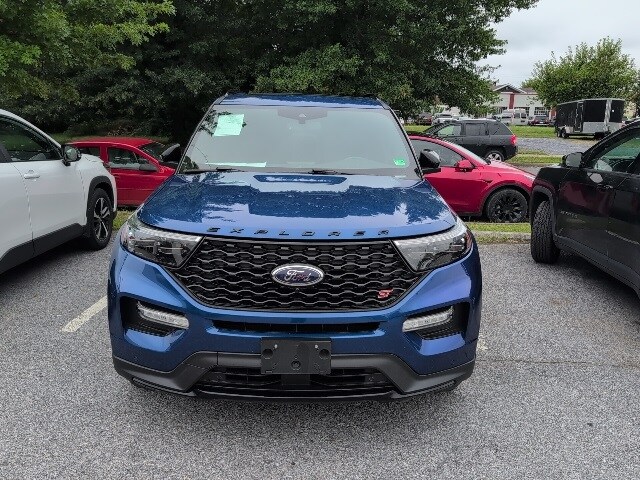 2020 Ford Explorer ST photo 2