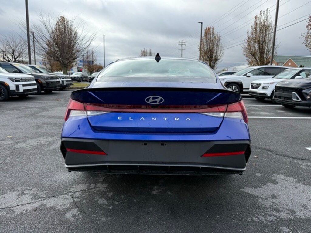 New 2026 Hyundai Elantra SEL Sport Sedan