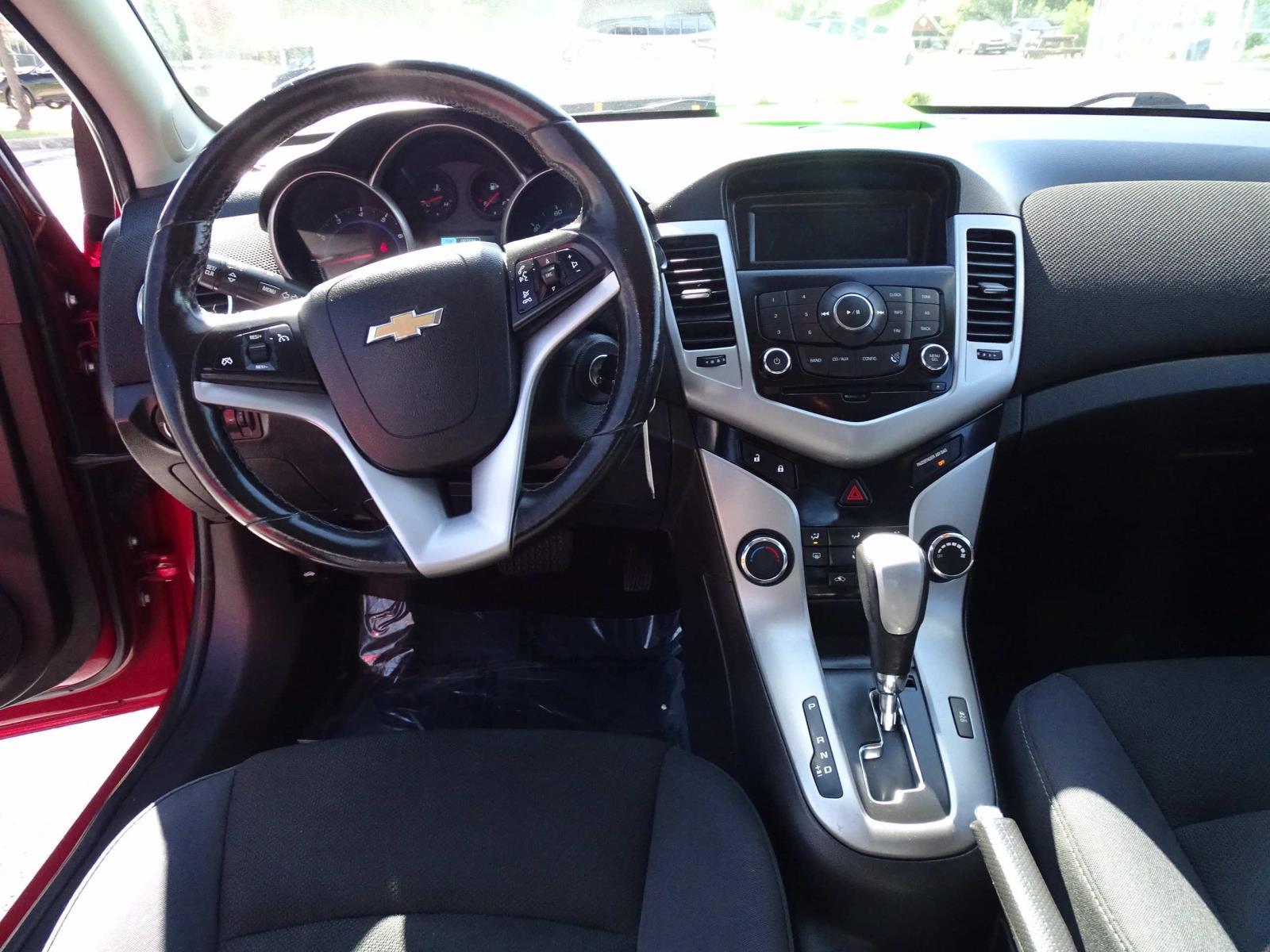 Used 2014 Chevrolet Cruze 1LT with VIN 1G1PC5SB3E7355835 for sale in Charlottesville, VA