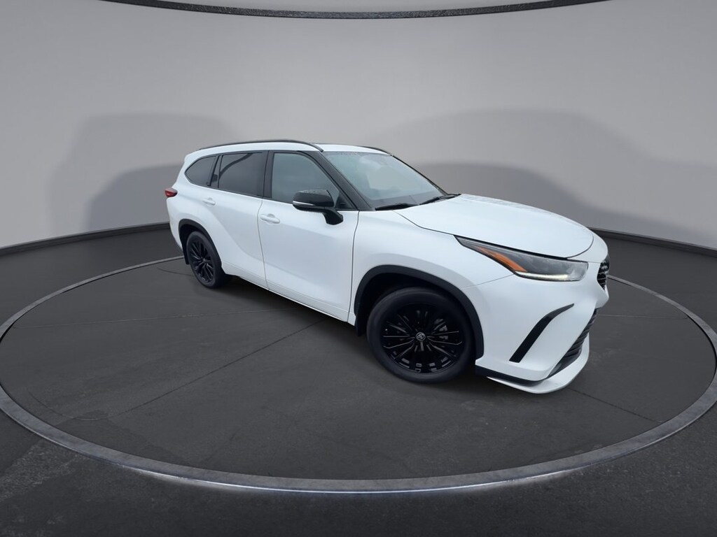 Used 2023 Toyota Highlander XSE XSE AWD