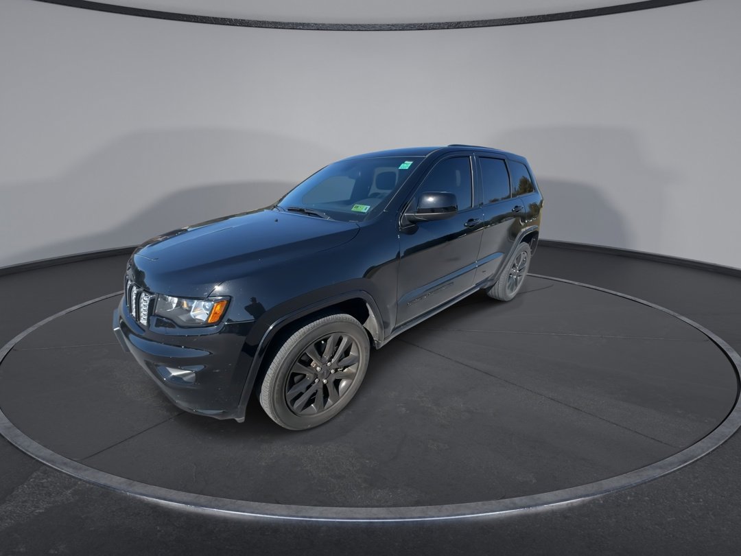 2021 Jeep Grand Cherokee Laredo X photo 4