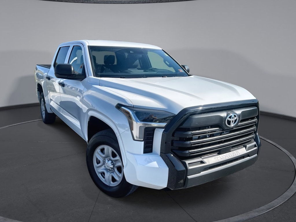 New 2026 Toyota Tundra 4WD SR SR CrewMax 5.5 Bed