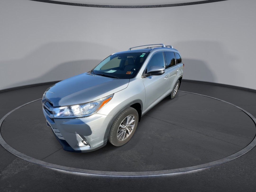 2019 Toyota Highlander XLE photo 4
