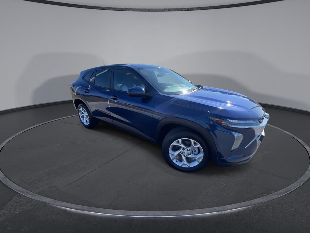 Used 2024 Chevrolet Trax LS FWD LS