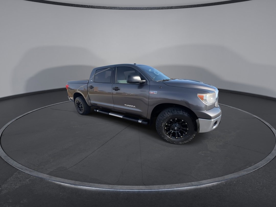 2012 Toyota Tundra CrewMax photo 2