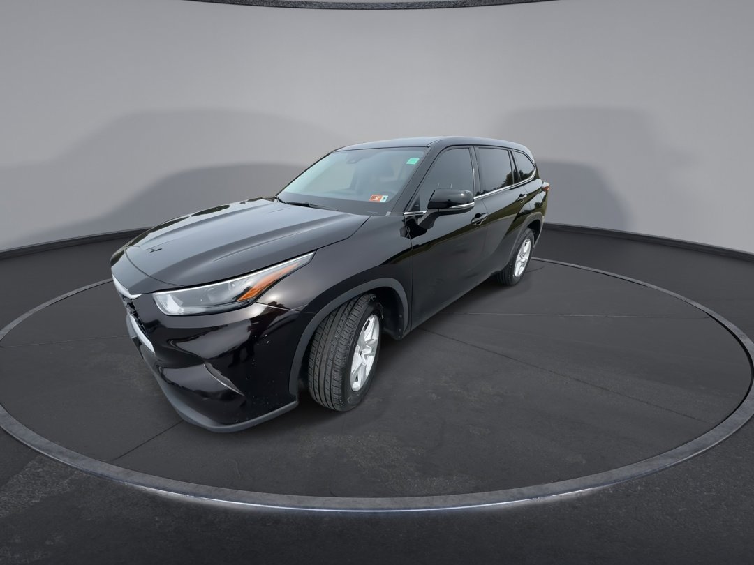 2022 Toyota Highlander L photo 4
