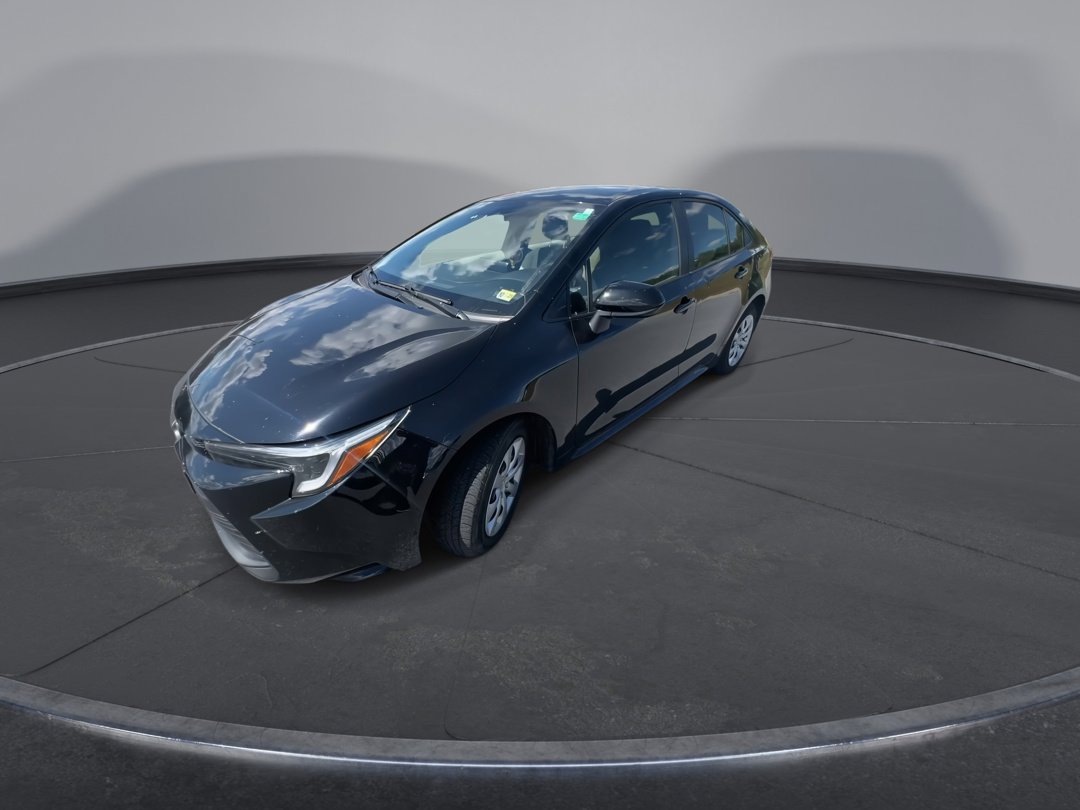 2024 Toyota Corolla LE photo 4