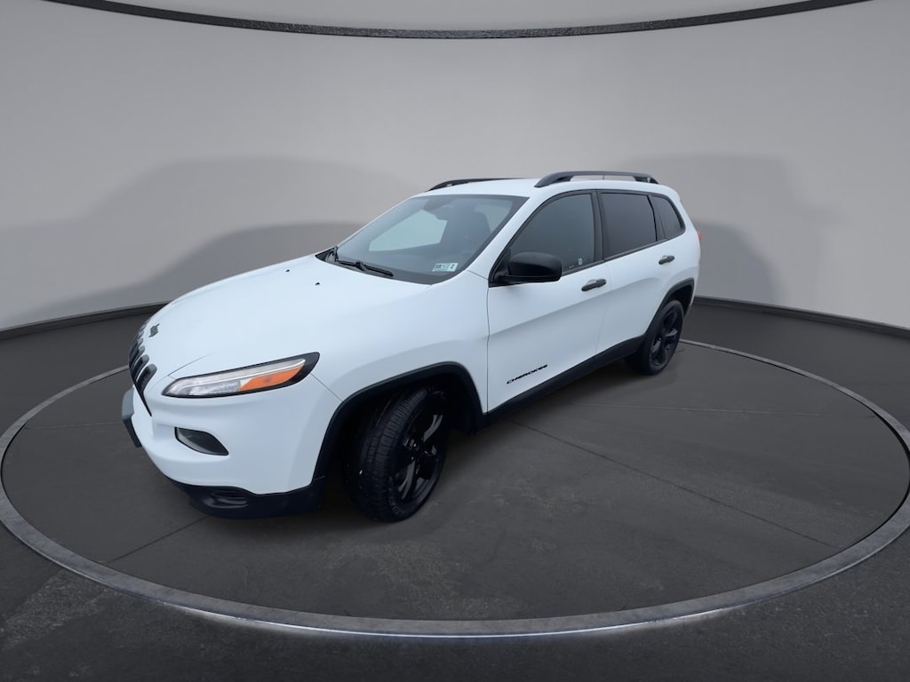Used 2016 Jeep Cherokee Altitude FWD Altitude