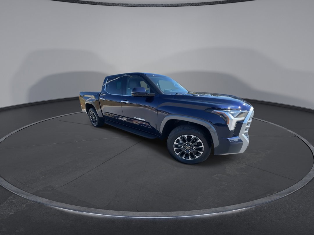 2023 Toyota Tundra Limited CrewMax photo 2