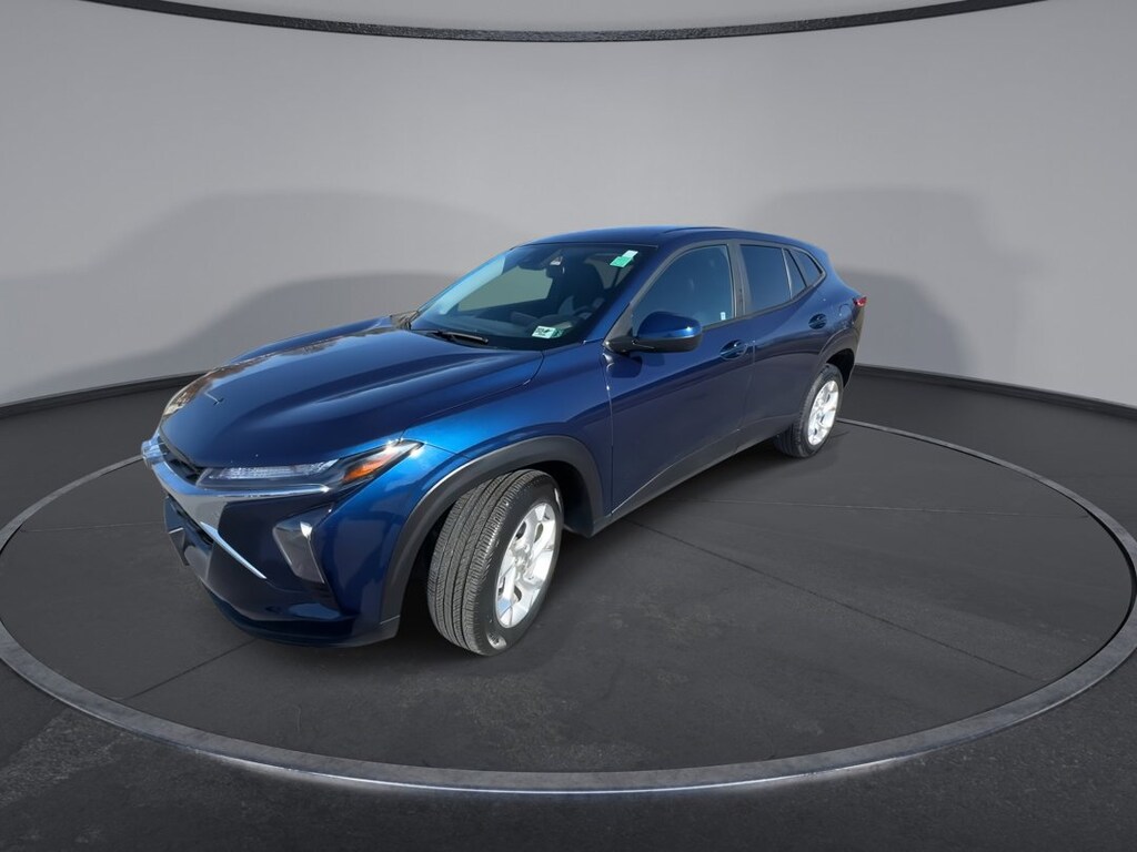 Used 2024 Chevrolet Trax LS FWD LS