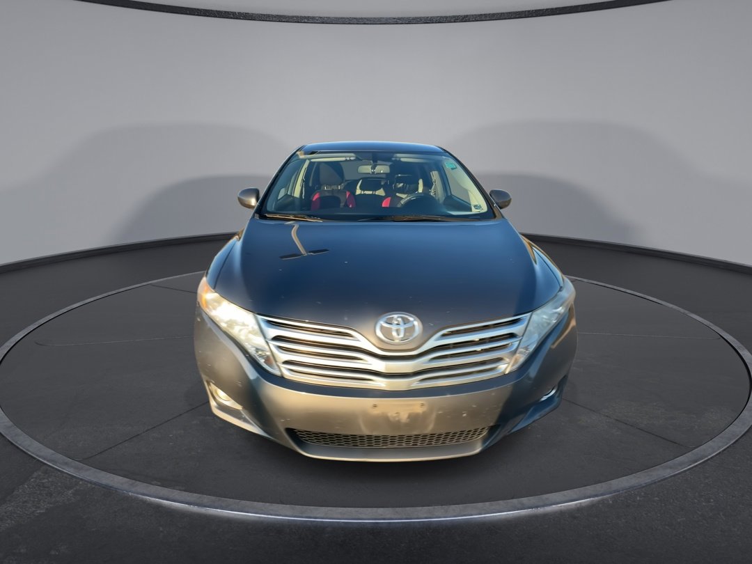 2011 Toyota Venza photo 2
