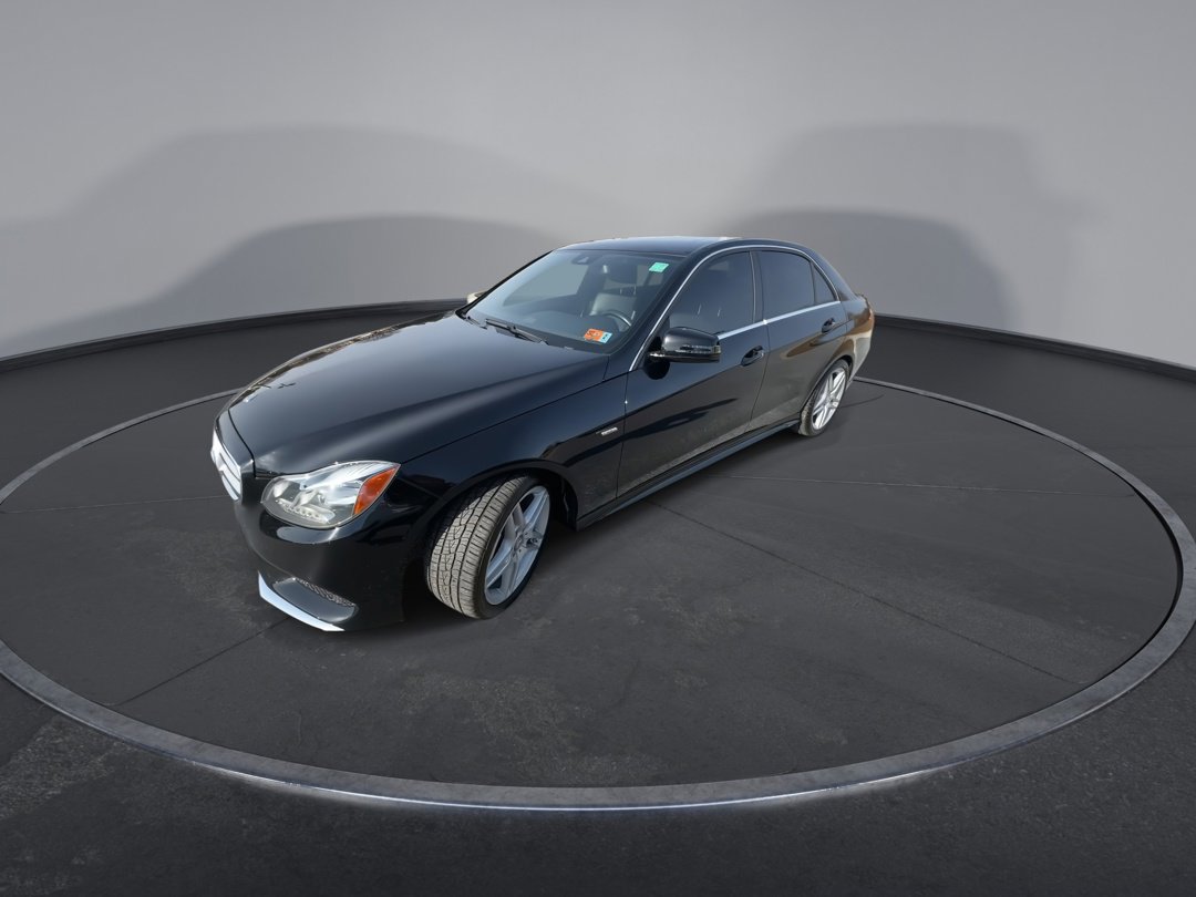 2014 Mercedes Benz E 4MATIC photo 4